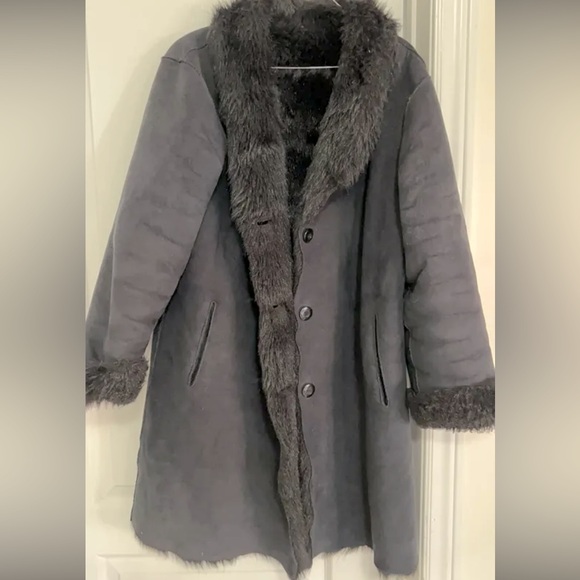 Faux Fur knee length coat. - Picture 1 of 7